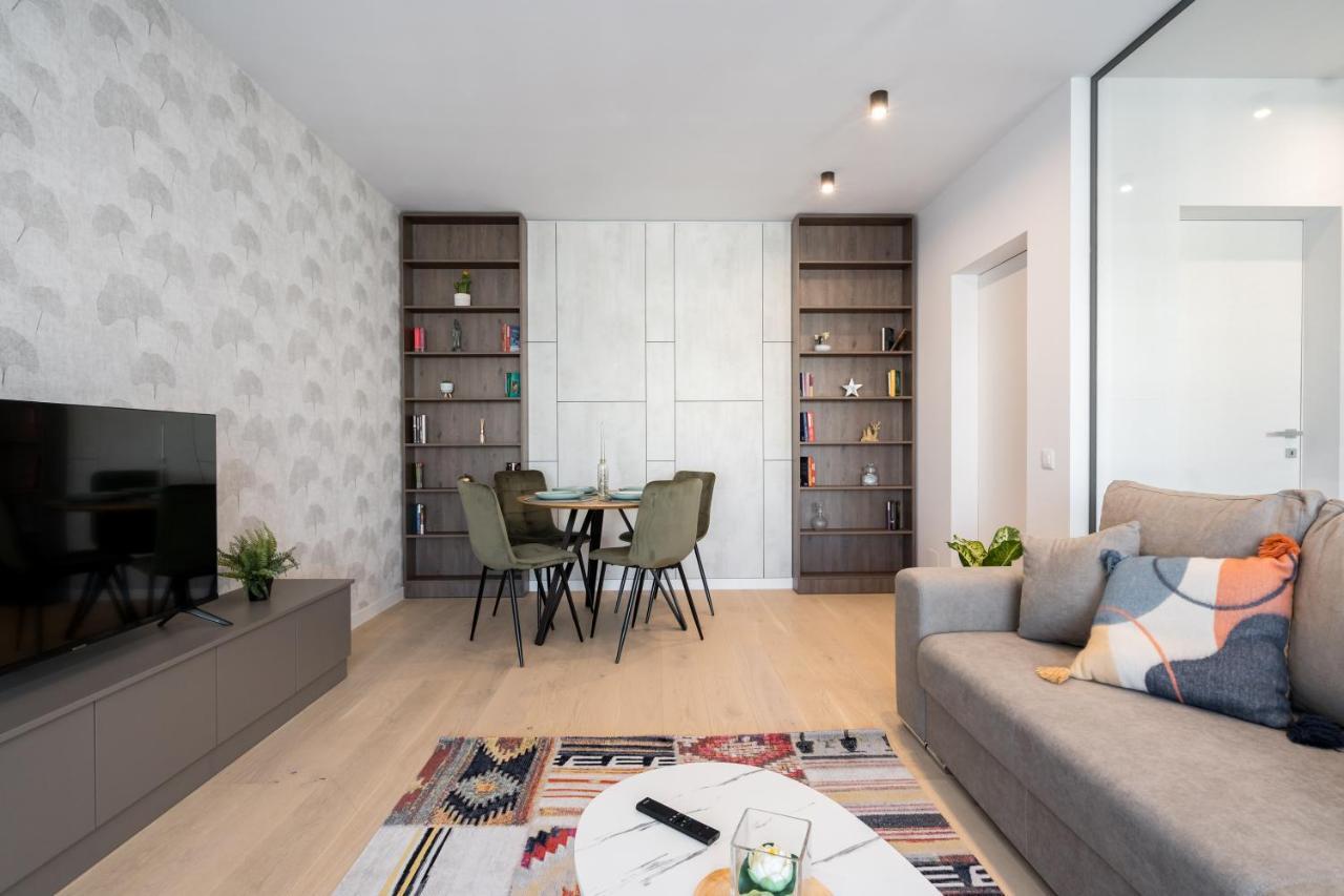 Spring Stylish Pipera Apartament Bucureşti